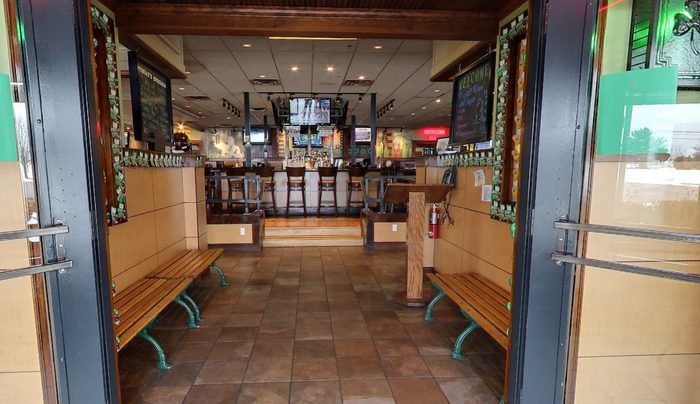 Bennigan’s - Mt Pleasant Location Photos